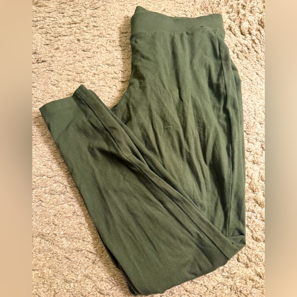 Torrid Olive Green Full-Length Legging - size 1